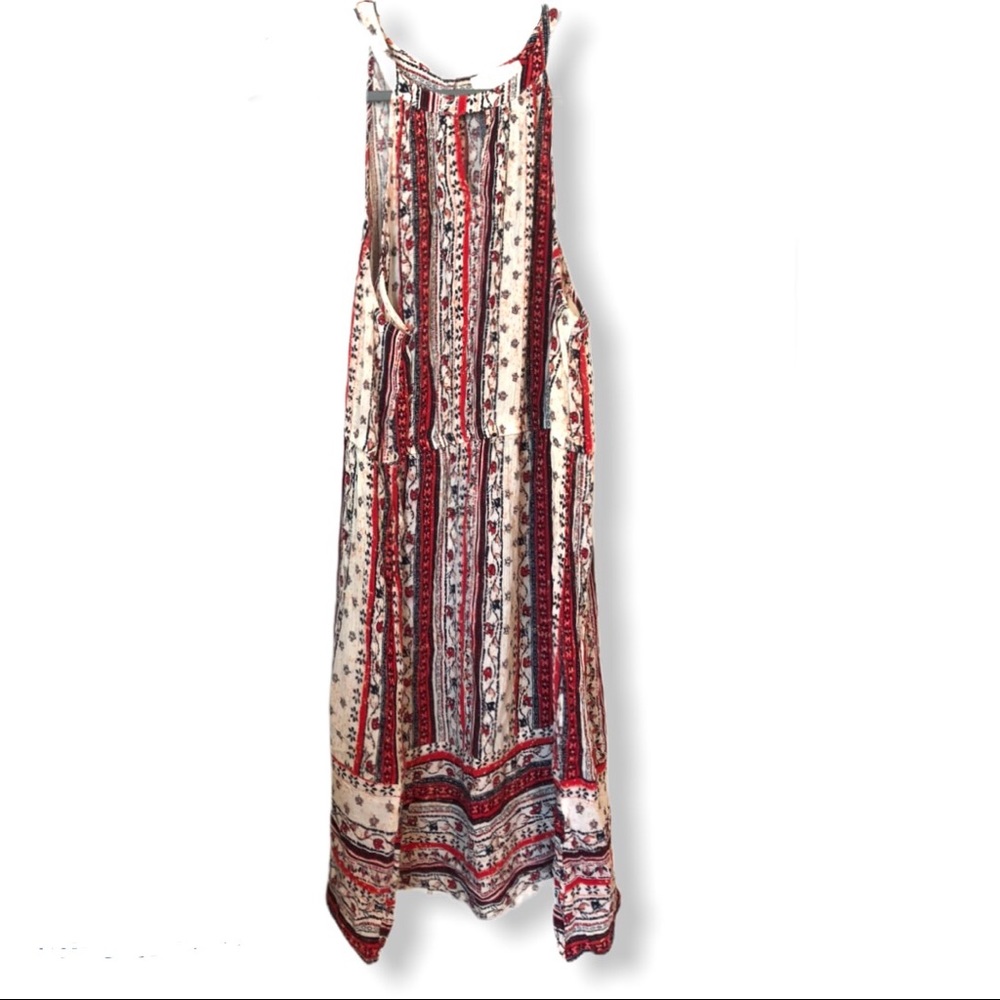 Halter neck dress with defined waist